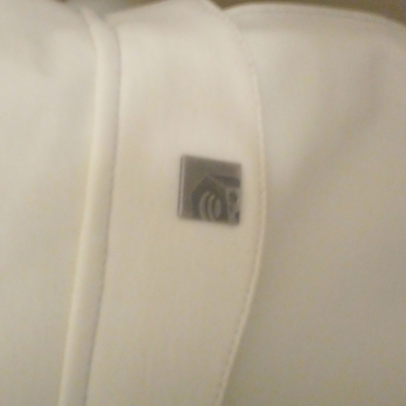 Women's white snowboarding coat - Picture 2 of 8